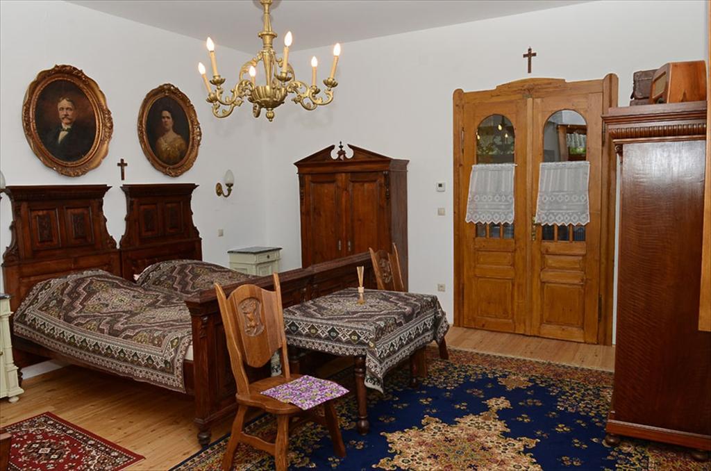 Hotel Zengőalja Vendégház Erzsébet Esterno foto